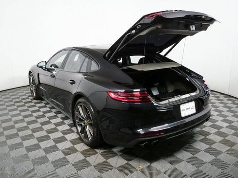 Certified 2020 Porsche Panamera Turbo w/ Sport Package AWD/4WD image 33