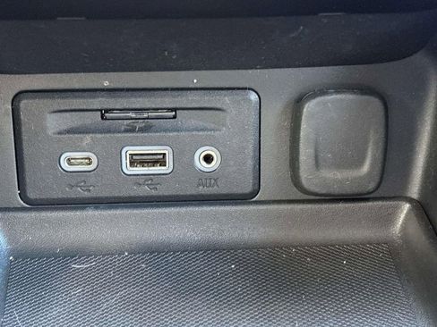 Used 2021 GMC Terrain SLT w/ Infotainment Package II image 28