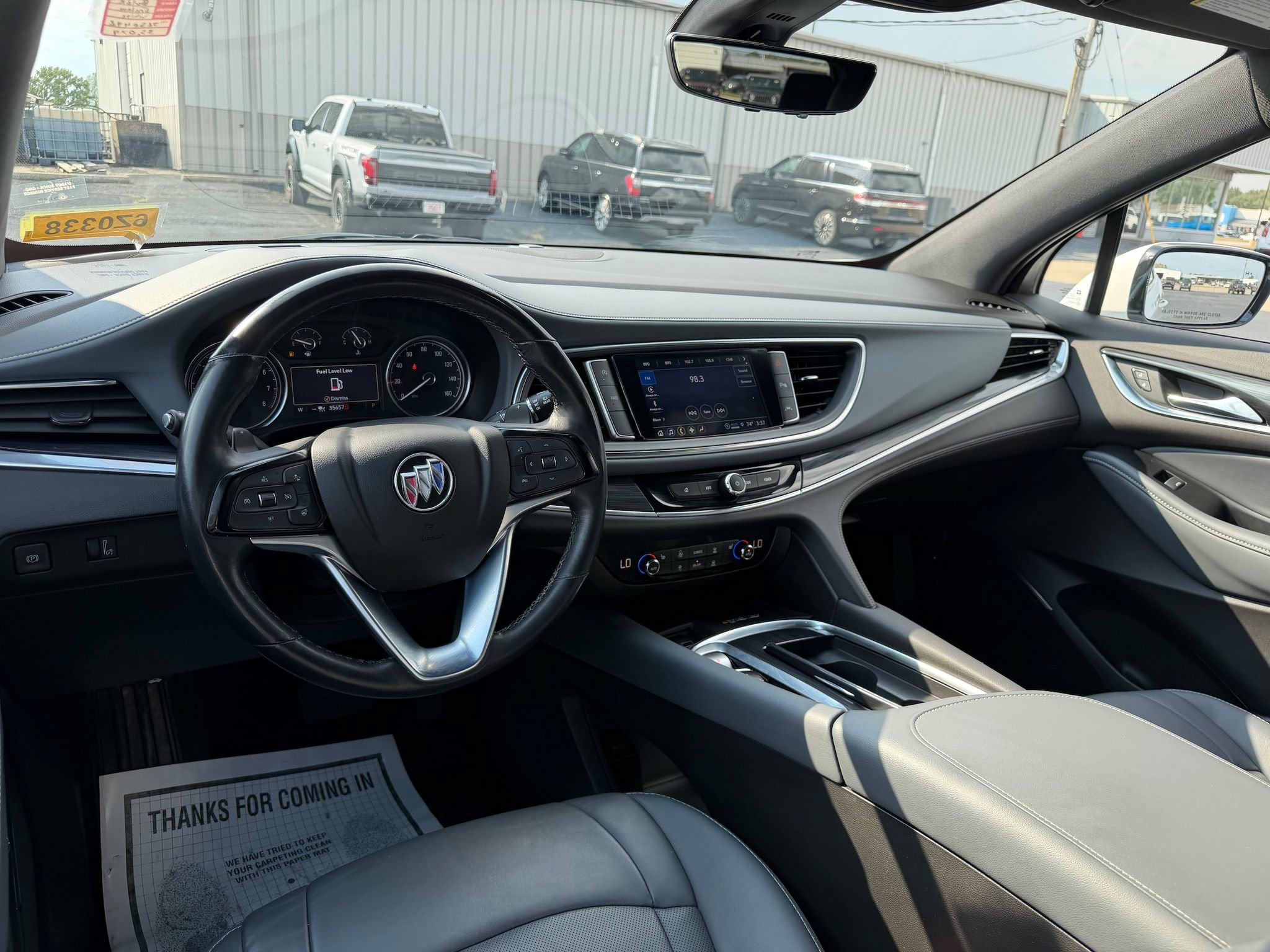 Used 2023 Buick Enclave Essence AWD/4WD image 28