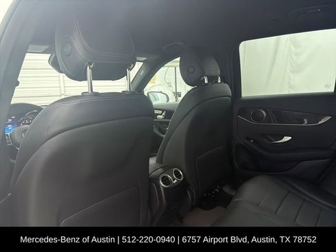 Used 2022 Mercedes-Benz GLC 300 4MATIC image 19