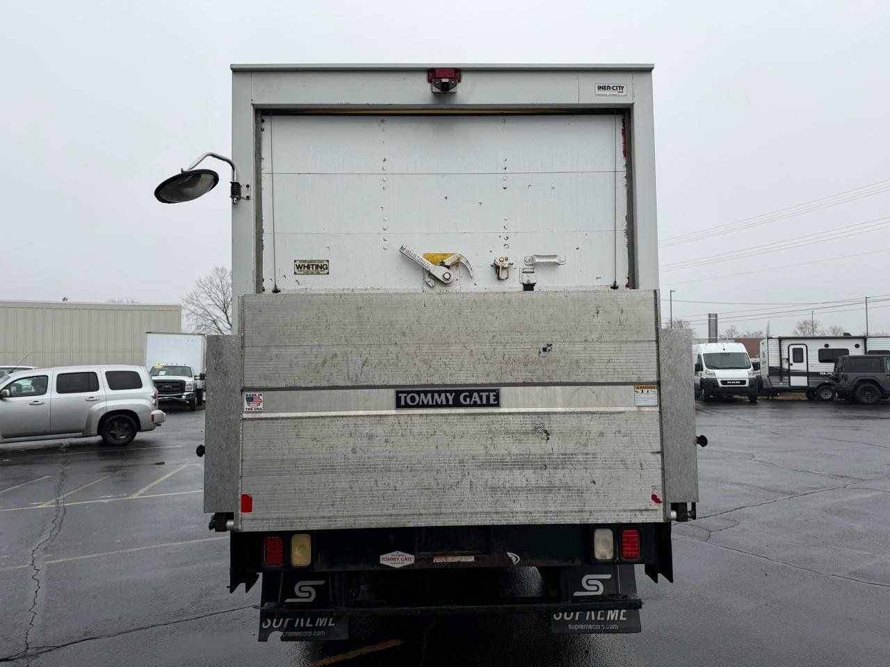 Used 2020 Chevrolet Express 3500 RWD image 4