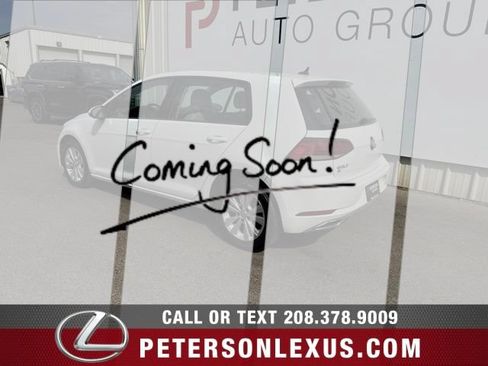 Used 2019 Volkswagen Golf SE FWD image 6