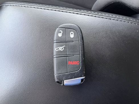 Used 2018 Dodge Durango SXT w/ Quick Order Package 2BB AWD/4WD image 39