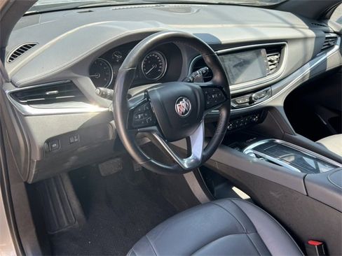 Used 2023 Buick Enclave Essence image 16