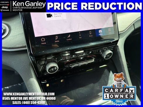 Used 2021 Jeep Grand Cherokee L Overland w/ Luxury Tech Group IV AWD/4WD image 16