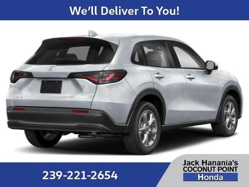 Used 2024 Honda HR-V LX image 2