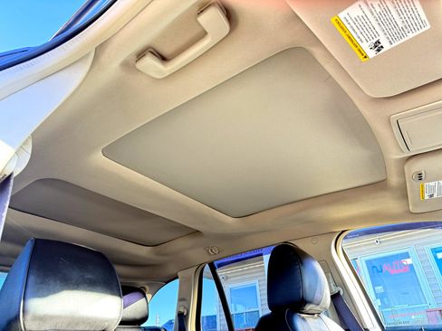 Used 2014 Lincoln MKX AWD w/ Equipment Group 102A image 55