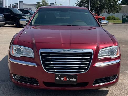 Used 2014 Chrysler 300 C w/ Beats Audio Group RWD image 7
