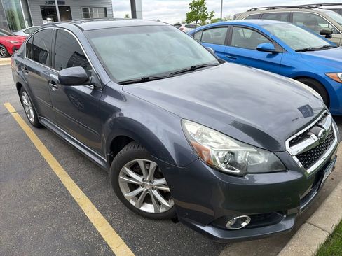 Used 2014 Subaru Legacy 2.5i Limited w/ Moonroof Package AWD/4WD image 3