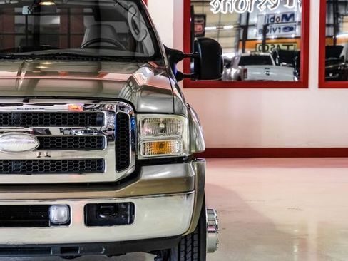 Used 2007 Ford F550 4x4 Crew Cab Super Duty image 46