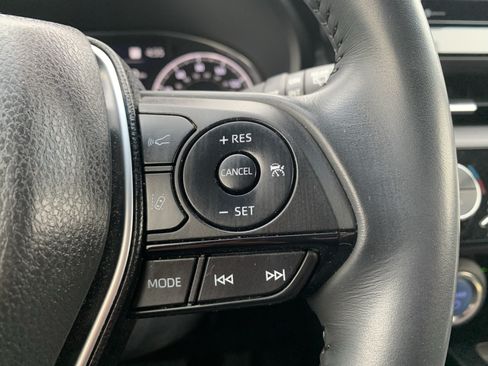 Used 2022 Toyota Venza XLE AWD/4WD image 20