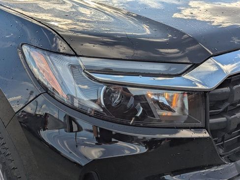 Used 2025 Honda Ridgeline RTL image 8