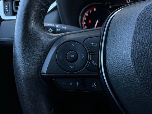 Used 2025 Toyota RAV4 XLE image 34