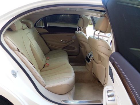 Used 2016 Mercedes-Benz S 550 4MATIC Sedan image 43