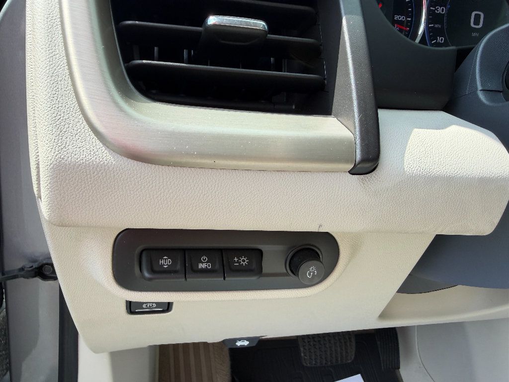 Used 2024 GMC Terrain Denali w/ Denali Premium Package AWD/4WD image 43