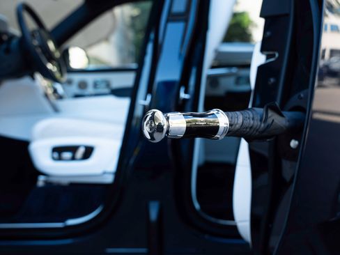 Certified 2022 Rolls-Royce Cullinan image 39