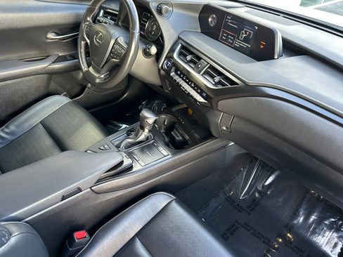 Used 2021 Lexus UX 250h w/ Accessory Package (Z2) image 16