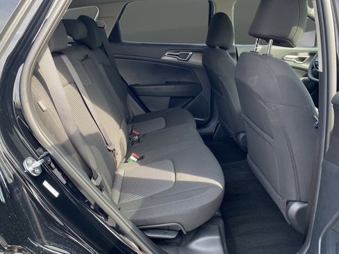 New 2026 Kia Sportage LX w/ LX Convenience Package AWD/4WD image 8