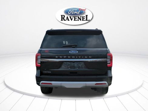 Used 2024 Ford Expedition Limited image 5