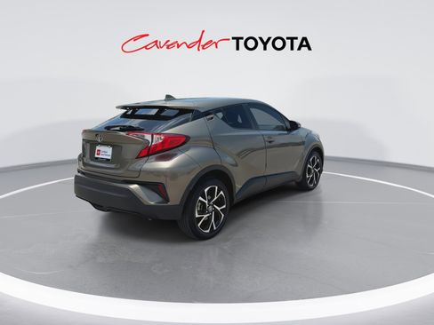 Certified 2021 Toyota C-HR XLE FWD image 8