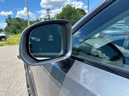 Used 2019 Volvo V90 T5 Cross Country AWD/4WD image 9
