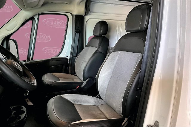 Used 2025 RAM ProMaster 3500 w/ Convenience Group FWD image 15