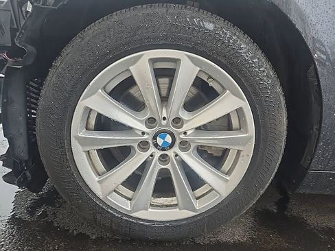 Used 2014 BMW 528i xDrive 528i xDrive image 18