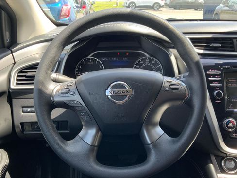 Used 2022 Nissan Murano S AWD/4WD image 16