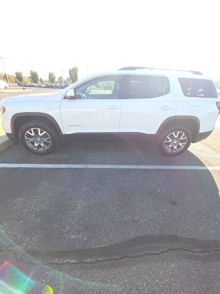 Used 2020 GMC Acadia SLT FWD image 9