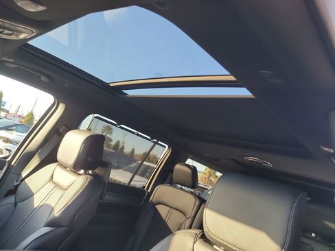 New 2026 Jeep Grand Wagoneer Limited AWD/4WD image 25