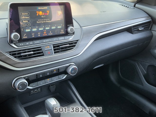 Used 2025 Nissan Altima 2.5 SV AWD/4WD image 25