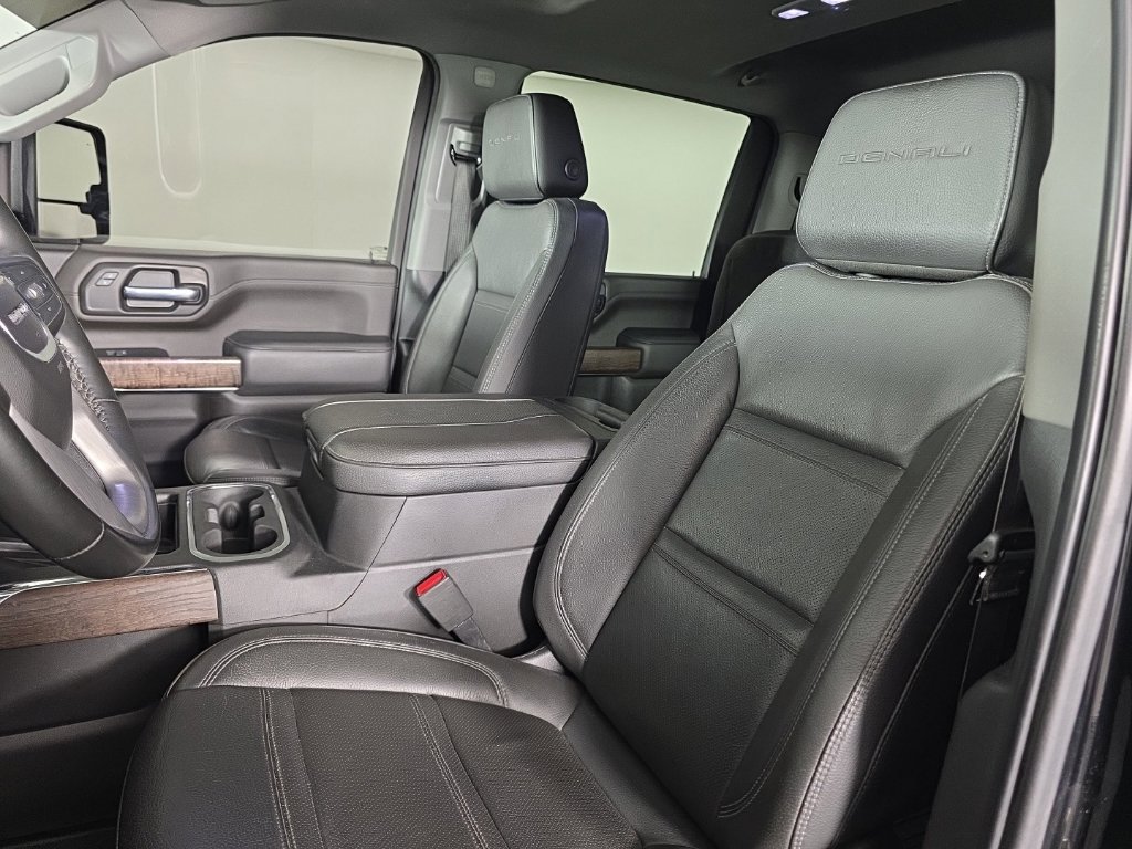 Used 2023 GMC Sierra 2500 Denali w/ Denali Ultimate Package AWD/4WD image 17