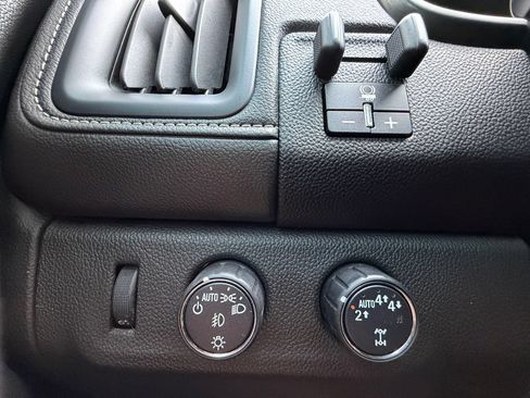 Used 2021 GMC Canyon Denali AWD/4WD image 25