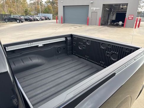 New 2026 Nissan Frontier SV image 11