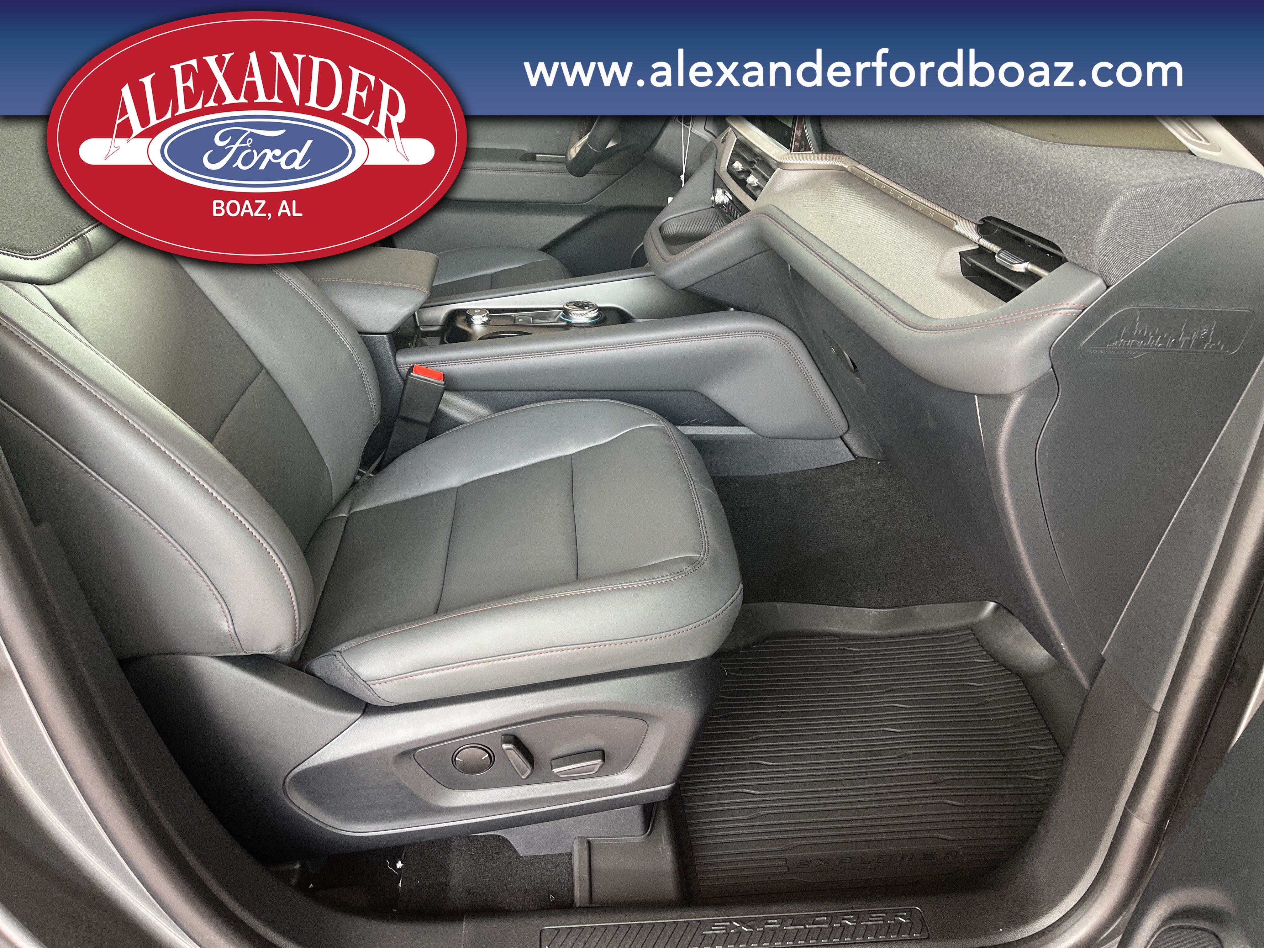 New 2026 Ford Explorer Active w/ Active Comfort Package RWD image 14