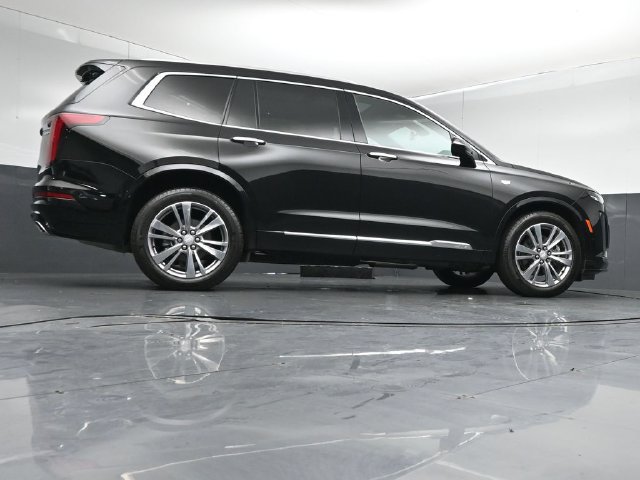 Used 2025 Cadillac XT6 Premium Luxury w/ Technology Package AWD/4WD image 45