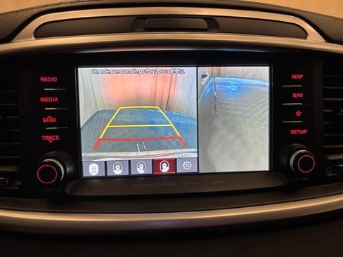 Used 2019 Kia Sorento SX AWD/4WD image 20