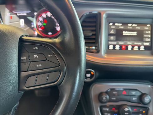 Used 2023 Dodge Challenger SXT image 16