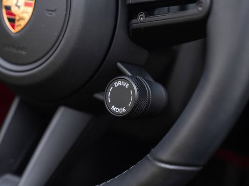 Used 2022 Porsche 911 Carrera 4 GTS image 40
