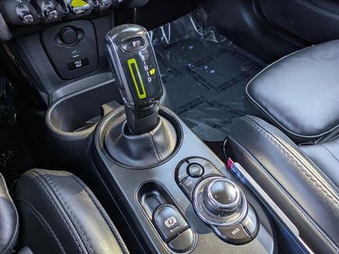 Used 2022 MINI Cooper SE image 12