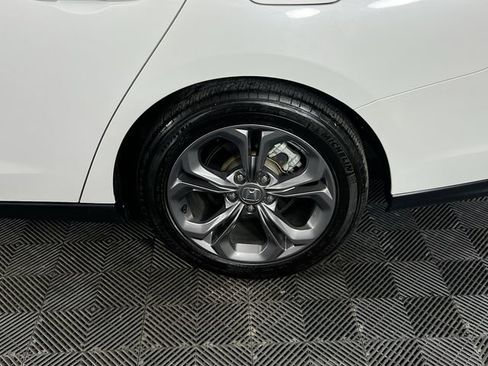 Certified 2023 Honda Accord EX image 33