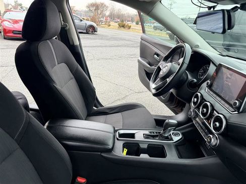 Used 2020 Nissan Sentra SV image 13
