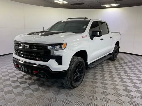 Used 2026 Chevrolet Silverado 1500 LT Trail Boss w/ Safety Package image 1