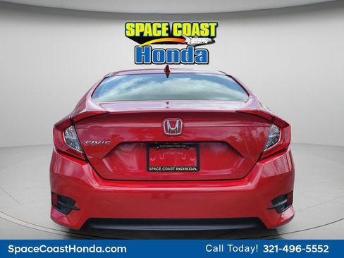 Certified 2018 Honda Civic EX image 6