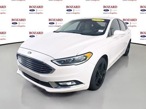 Used 2018 Ford Fusion Titanium image 4