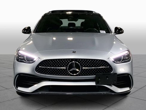 Used 2025 Mercedes-Benz C 300 Sedan image 3