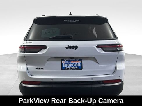 Used 2023 Jeep Grand Cherokee L Laredo AWD/4WD image 10