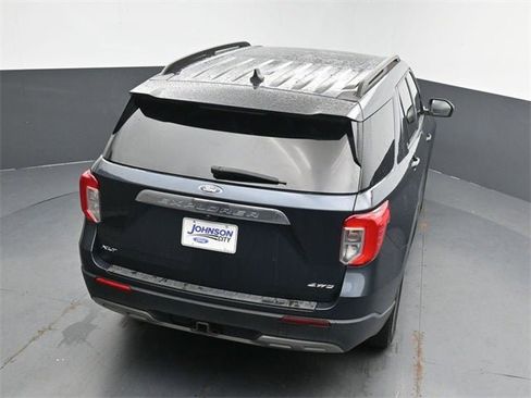 Used 2022 Ford Explorer XLT w/ Equipment Group 202A image 28