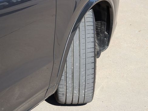 Used 2020 Porsche Cayenne Turbo image 69