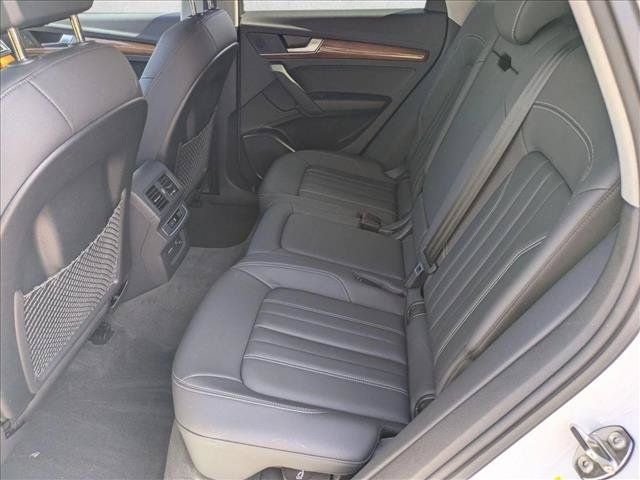 Used 2023 Audi Q5 2.0T Premium w/ Convenience Package AWD/4WD image 19